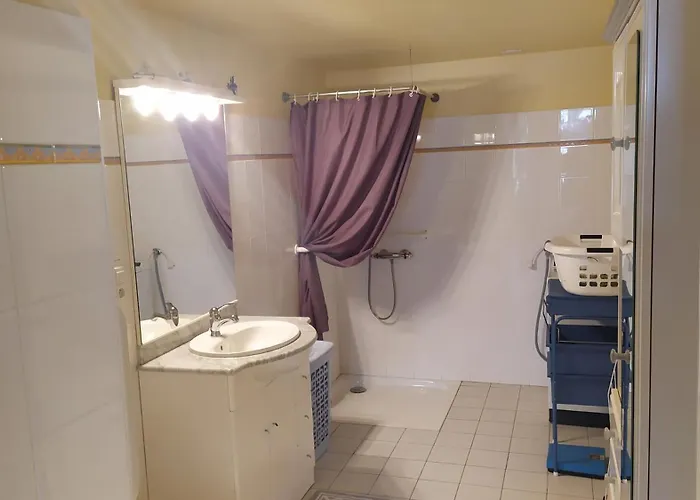 Chez Nadine 別荘 ミエ